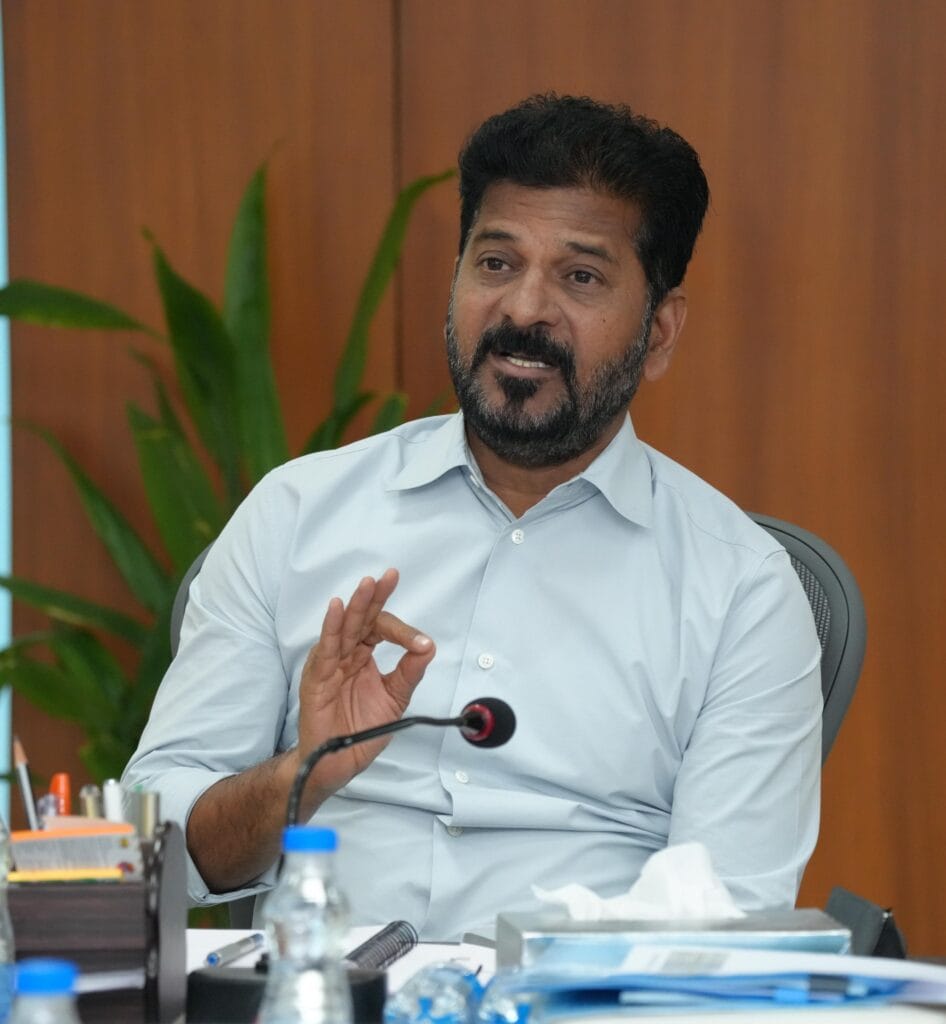 తెలంగాణ రైసింగ్ నెంబర్ వన్  అనే నినాదంతో రాష్ట్ర ప్రభుత్వం